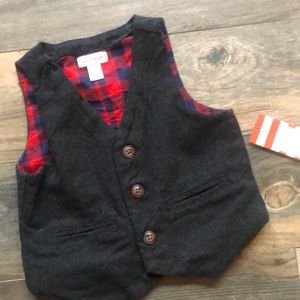 Boys cat and jack grey vest. NWT. 2T